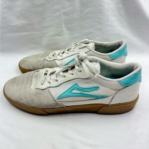 Lakai men’s Cambridge skate shoe in a white and teal suede colorway.